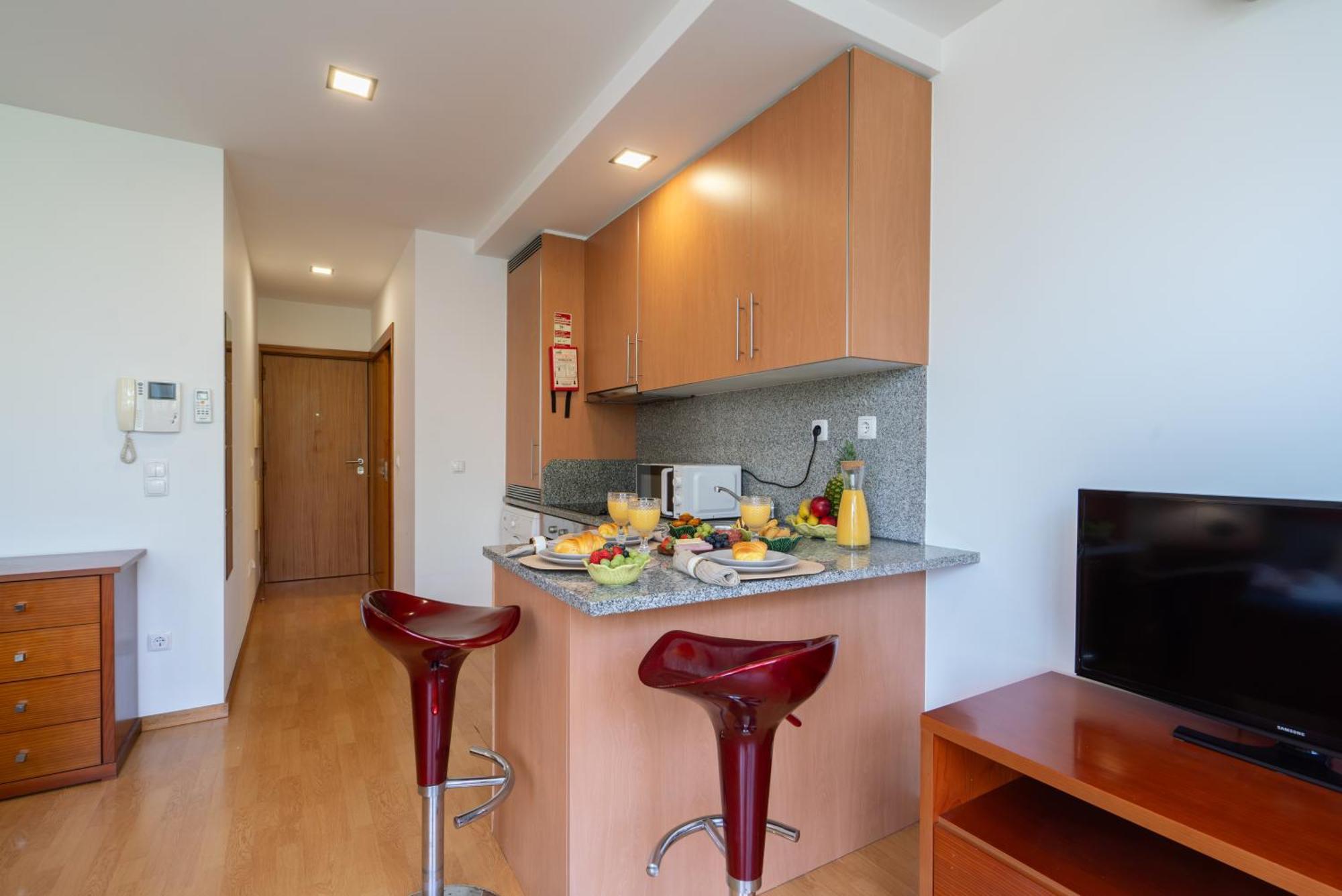 Host Wise - Bright Quiet Flats - Prime Location Apartamento Porto Exterior foto