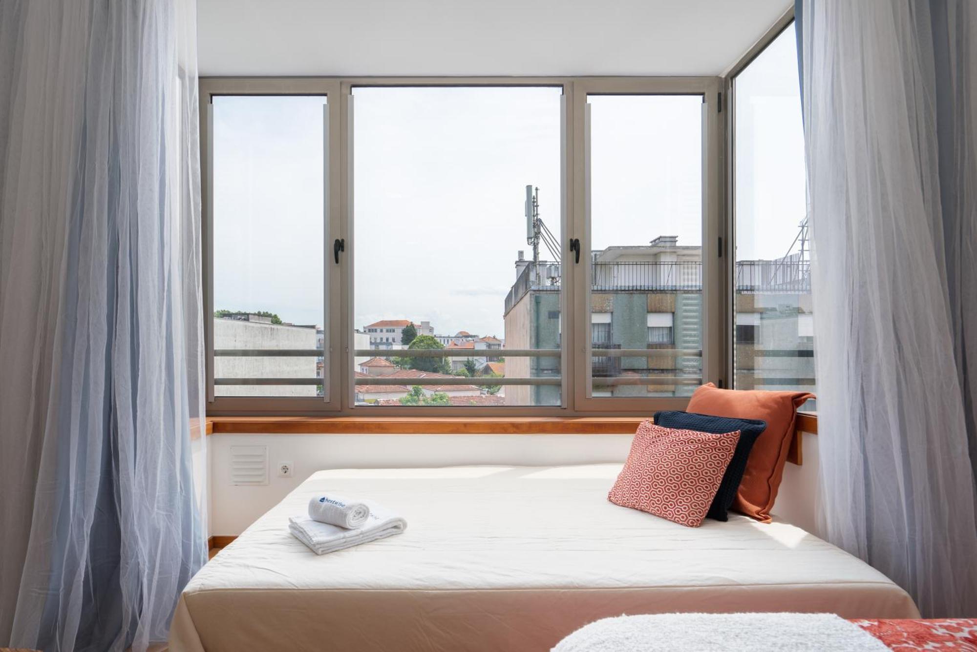Host Wise - Bright Quiet Flats - Prime Location Apartamento Porto Exterior foto