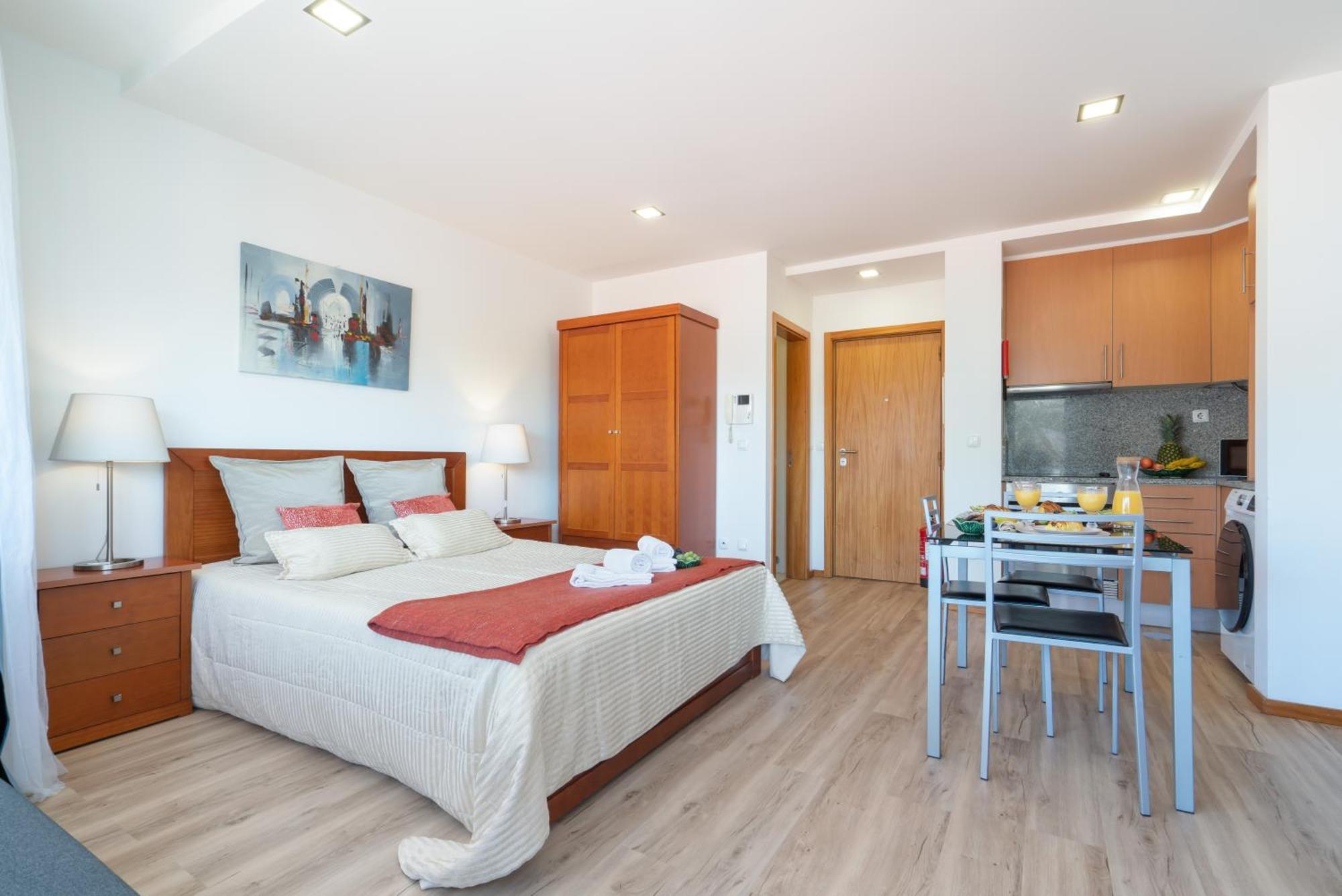 Host Wise - Bright Quiet Flats - Prime Location Apartamento Porto Exterior foto